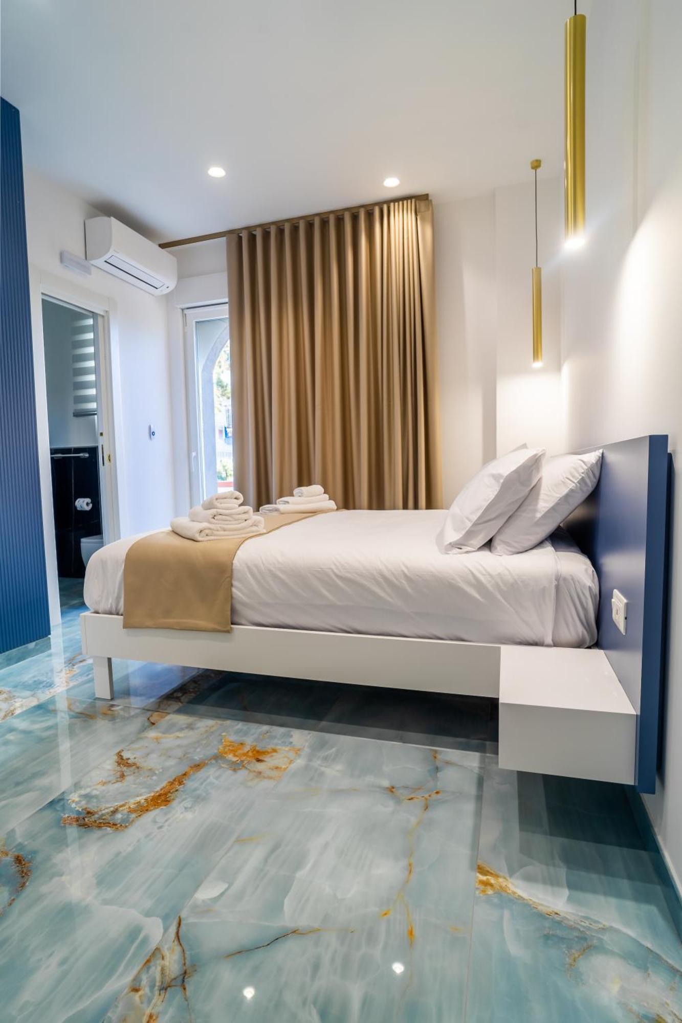 Suite 14 Scalea Bagian luar foto