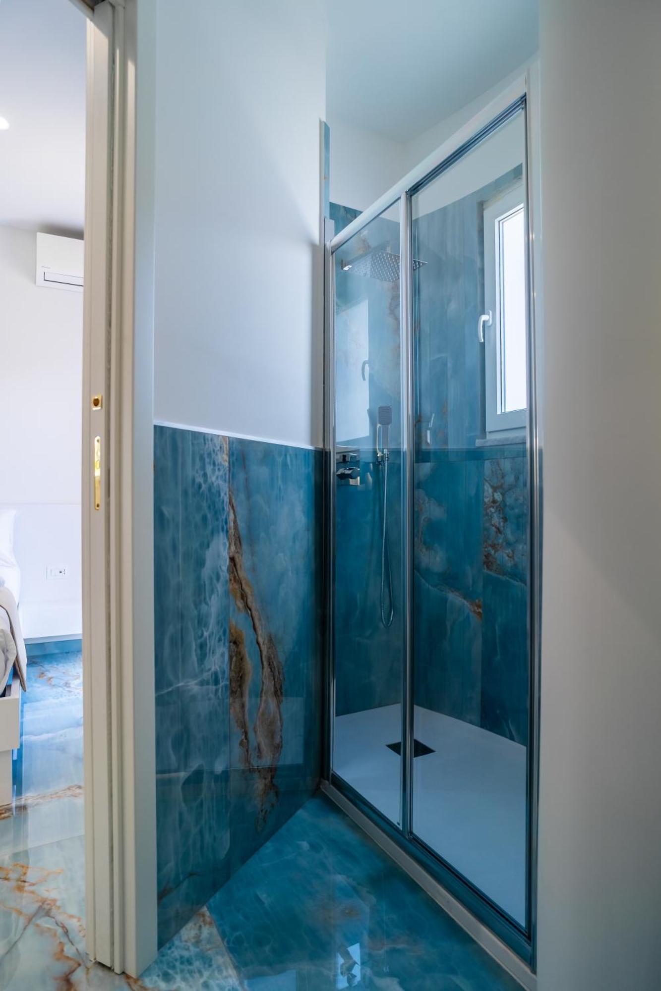 Suite 14 Scalea Bagian luar foto