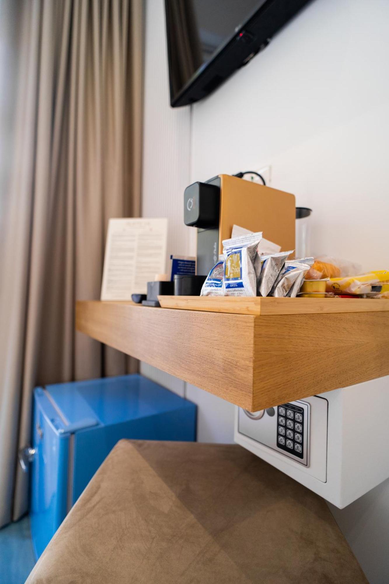 Suite 14 Scalea Bagian luar foto