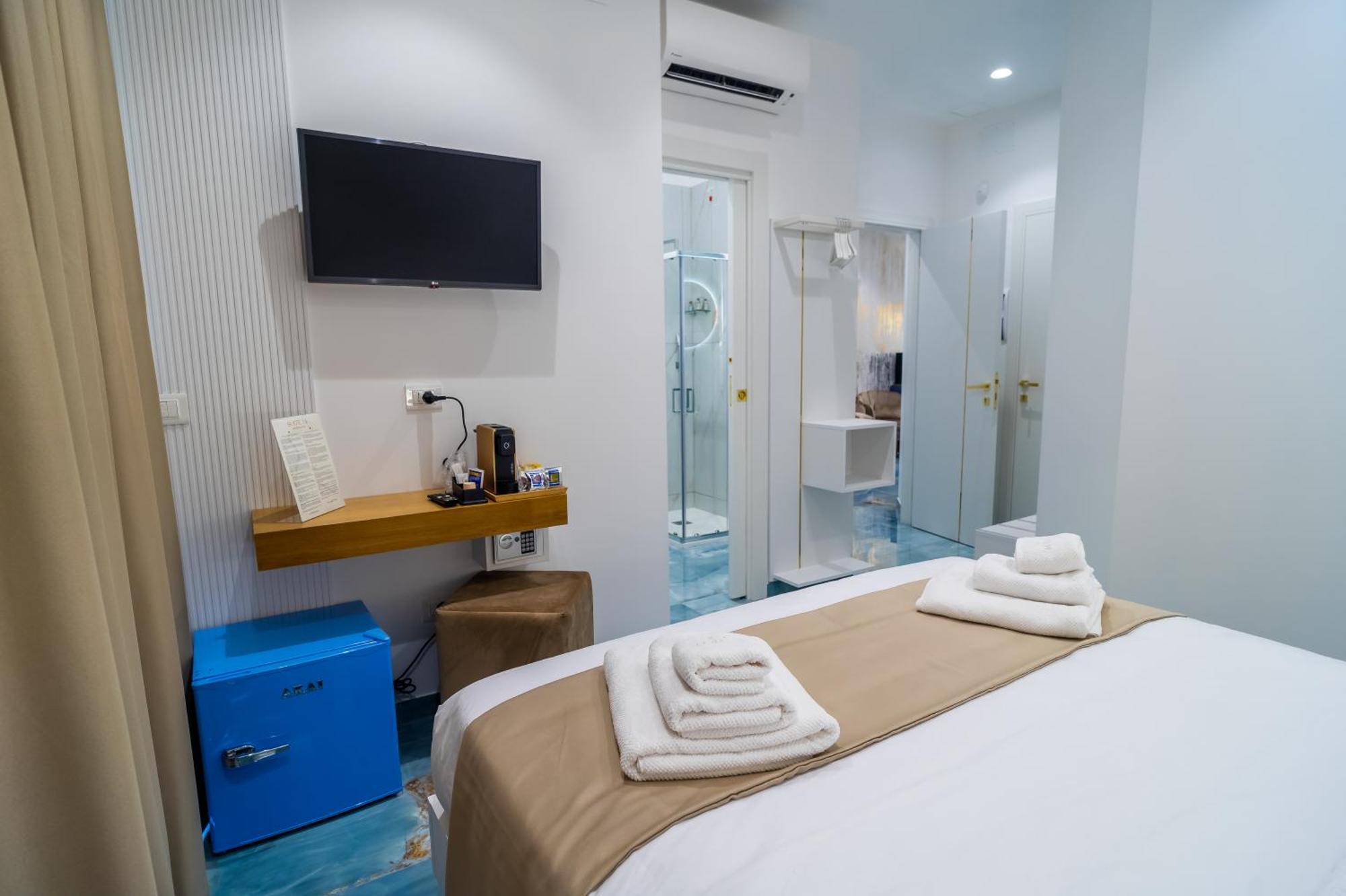 Suite 14 Scalea Bagian luar foto
