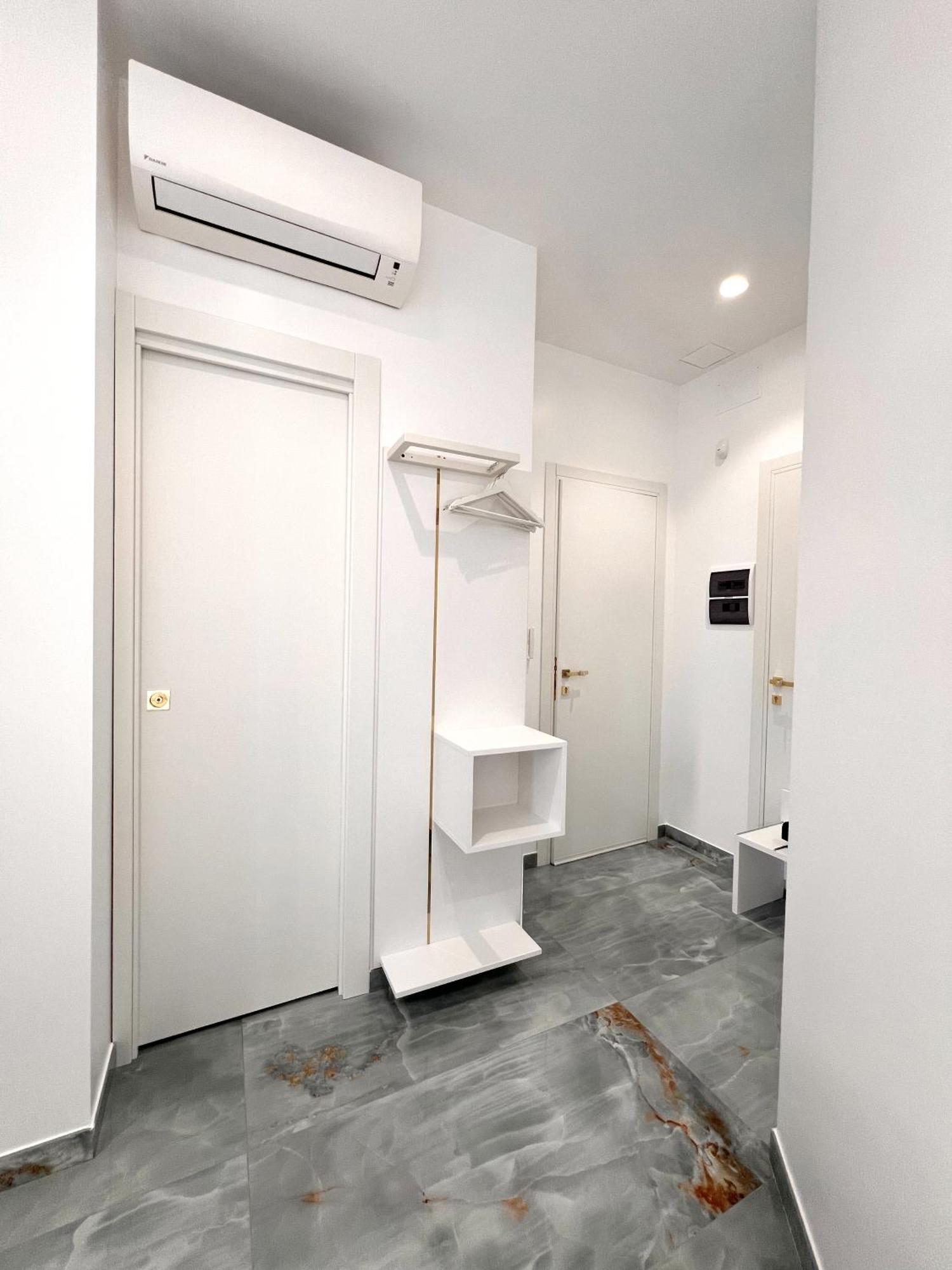 Suite 14 Scalea Bagian luar foto