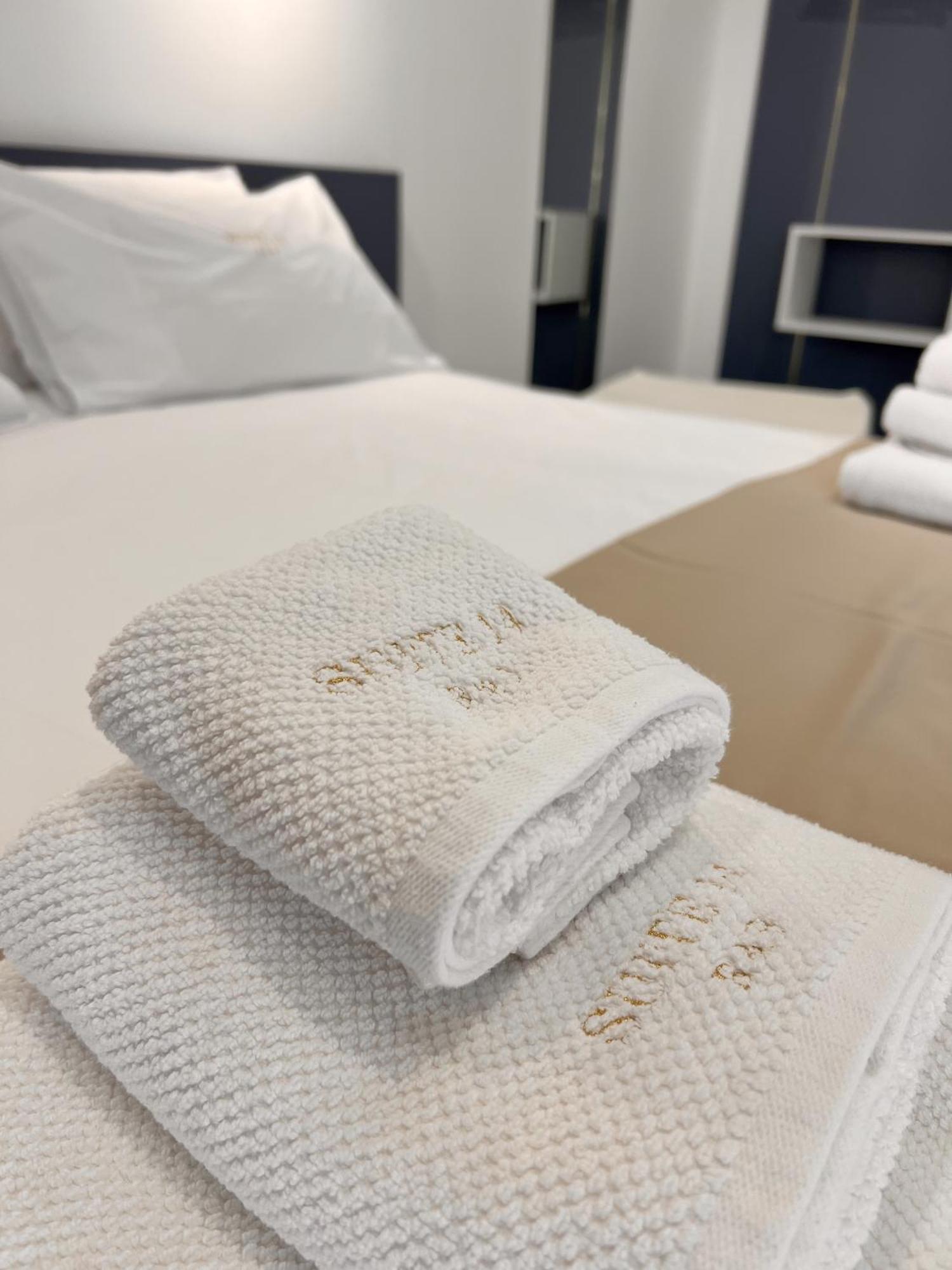 Suite 14 Scalea Bagian luar foto